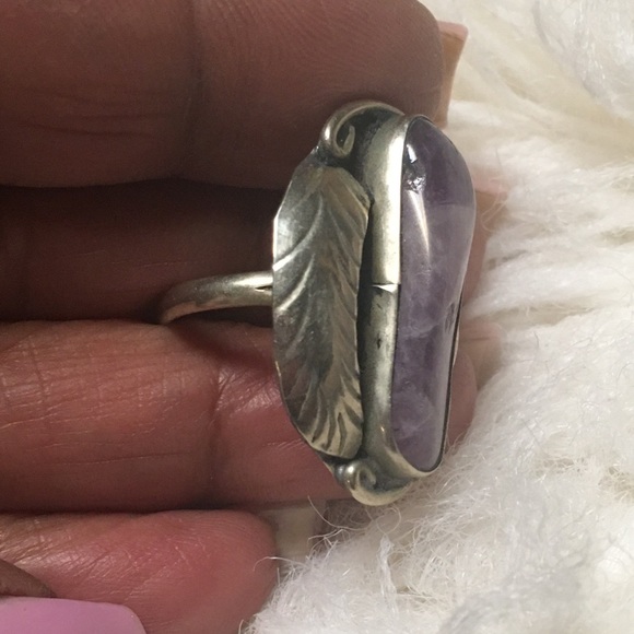 Vintage Native American Charoite Ring - Picture 11 of 12